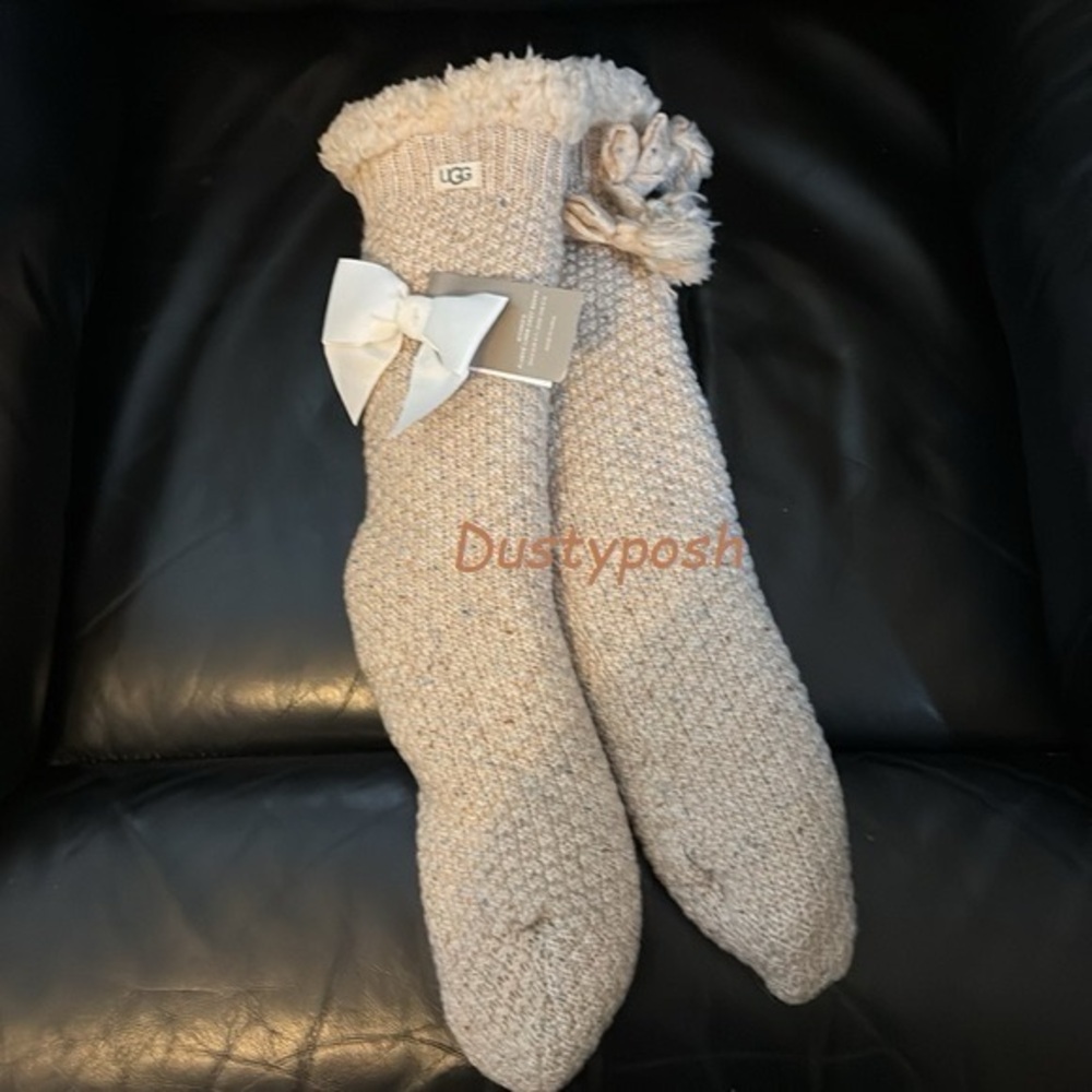 UGG Fleece Lined Socks Cozy Boot Cute New Pom Pom Textured Knit
